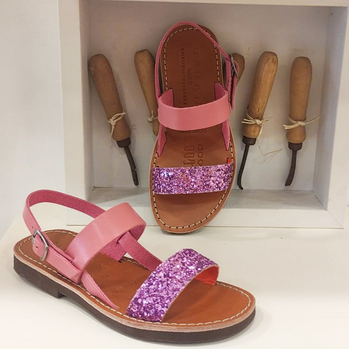 044 Deran sandal