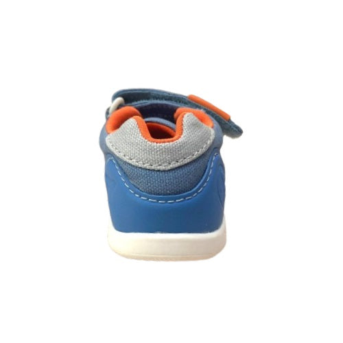 252196 sneakers biomecanics